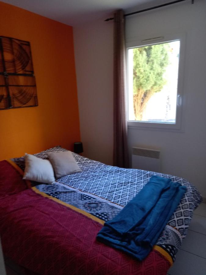 Saint Geniez D'Olt Jolie T2 Amenagee Et Equipee Village Goelia 2 Piscines Chauffees Екстериор снимка